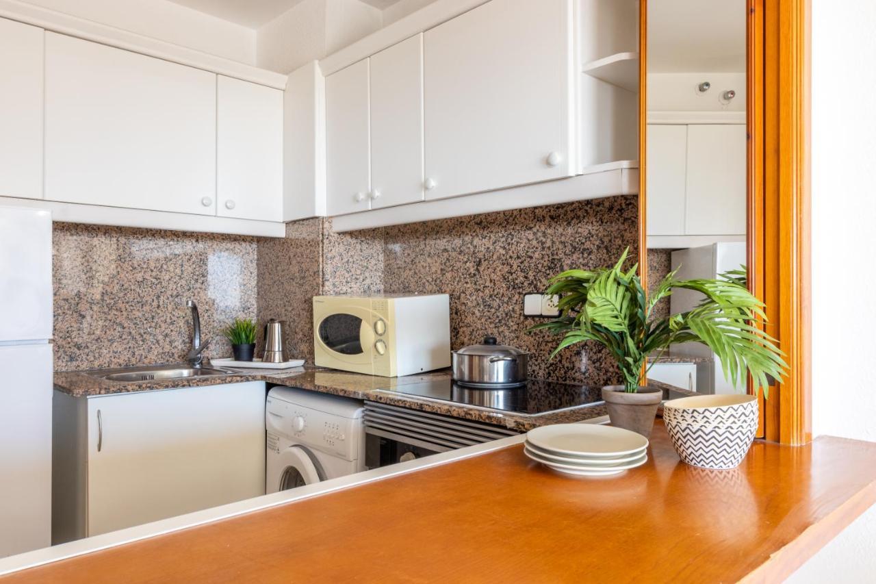 Novelty Con Vistas Al Mar Apartment ซาลอว์ ภายนอก รูปภาพ
