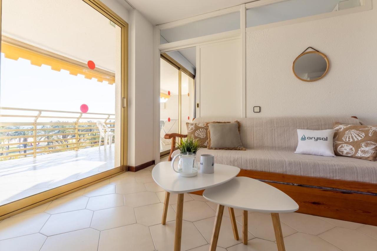 Novelty Con Vistas Al Mar Apartment ซาลอว์ ภายนอก รูปภาพ