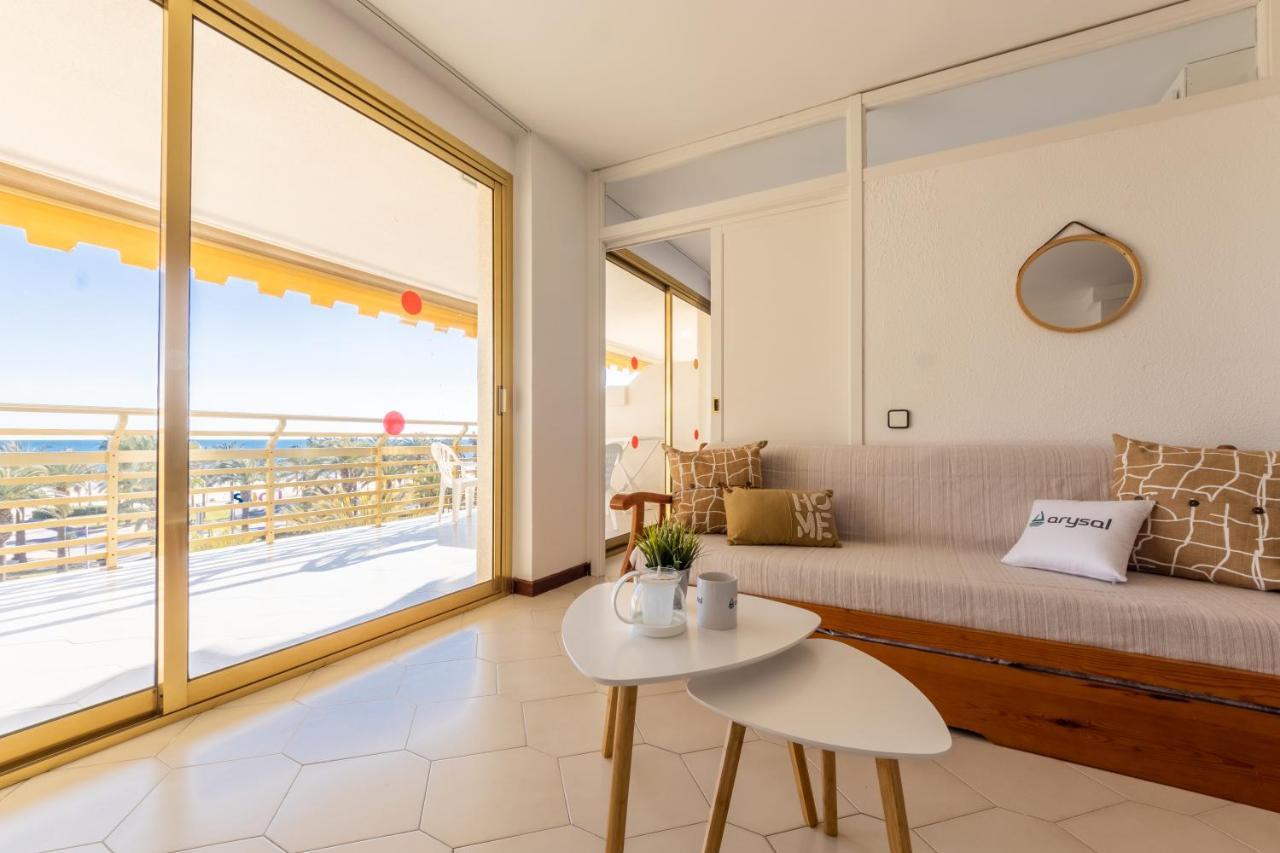 Novelty Con Vistas Al Mar Apartment ซาลอว์ ภายนอก รูปภาพ