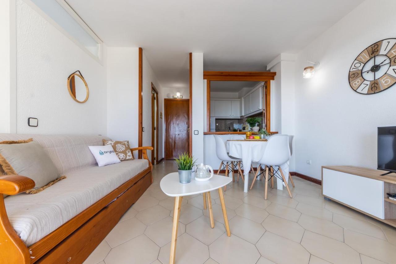 Novelty Con Vistas Al Mar Apartment ซาลอว์ ภายนอก รูปภาพ