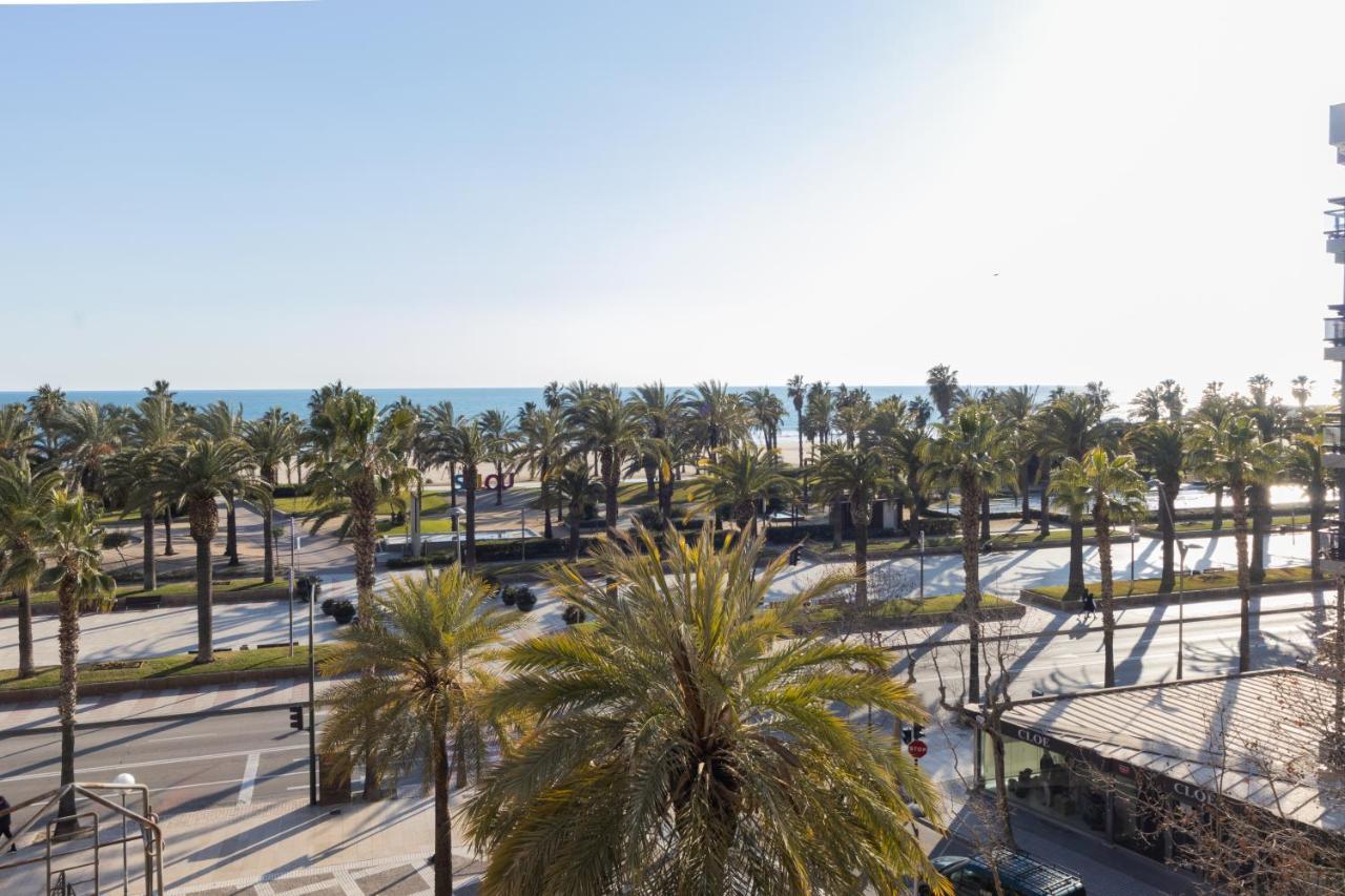 Novelty Con Vistas Al Mar Apartment ซาลอว์ ภายนอก รูปภาพ