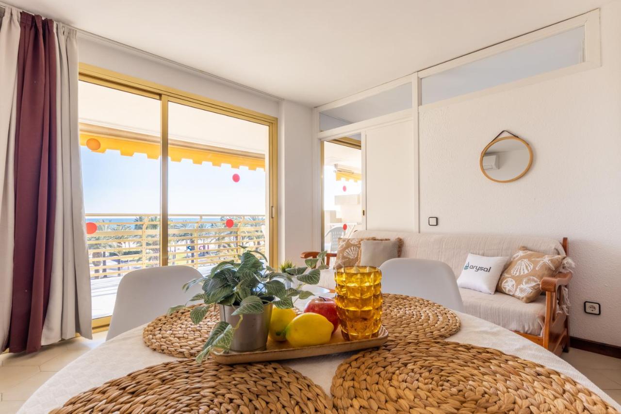Novelty Con Vistas Al Mar Apartment ซาลอว์ ภายนอก รูปภาพ